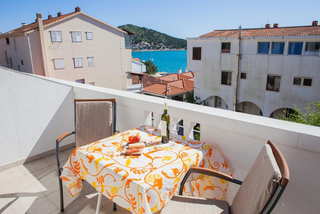 Hana Home - Apartments Tisno Exterior foto