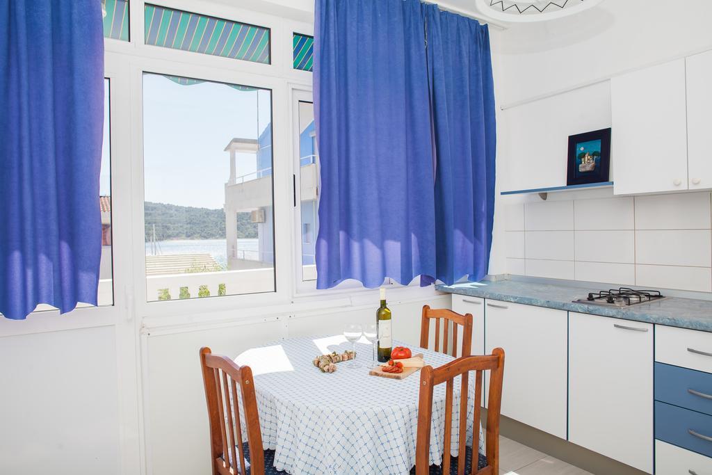 Hana Home - Apartments Tisno Exterior foto