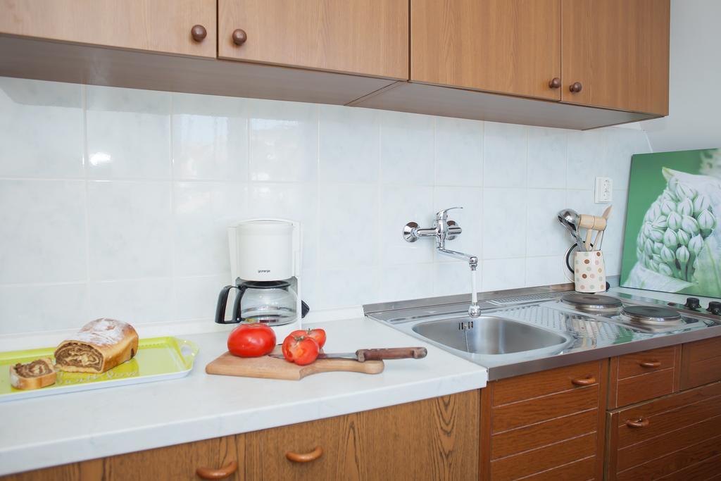Hana Home - Apartments Tisno Exterior foto