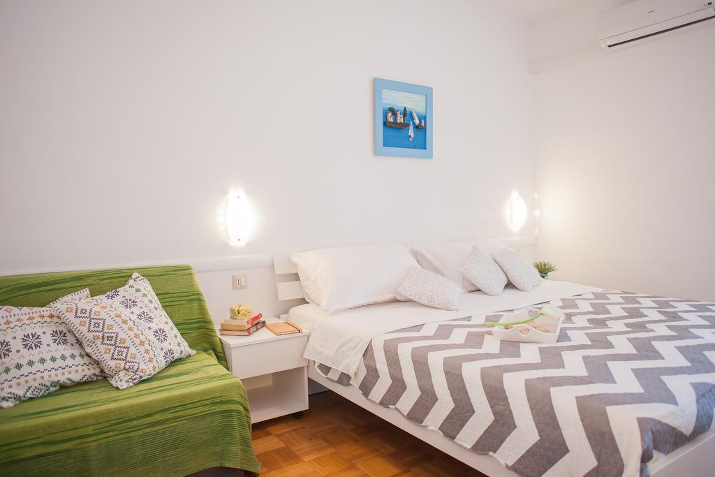 Hana Home - Apartments Tisno Exterior foto