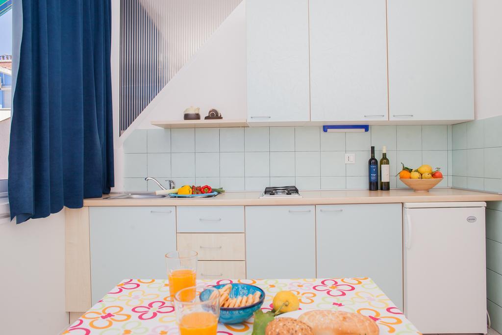 Hana Home - Apartments Tisno Exterior foto