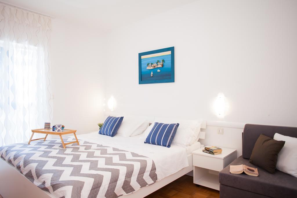 Hana Home - Apartments Tisno Exterior foto