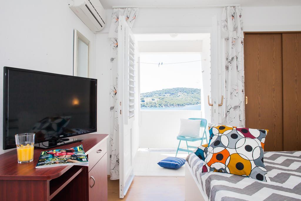 Hana Home - Apartments Tisno Exterior foto