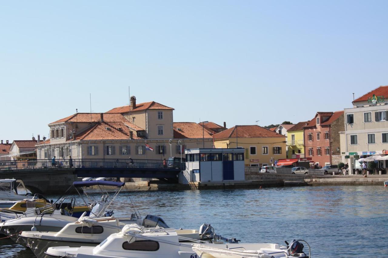 Hana Home - Apartments Tisno Exterior foto